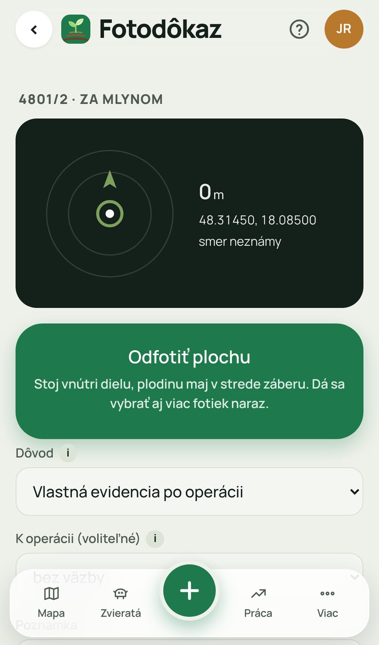 Obrazovka fotodôkazu s kompasom a presnosťou polohy